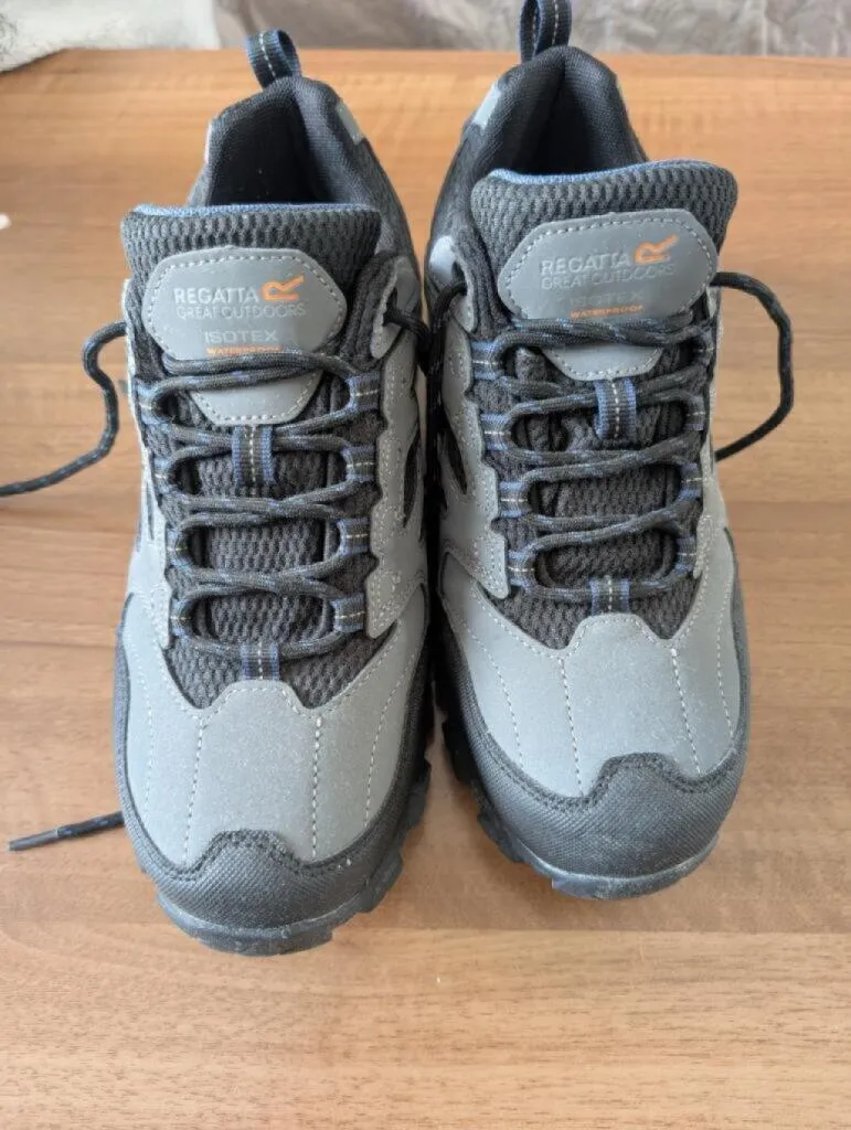 Walking Shoes size 42