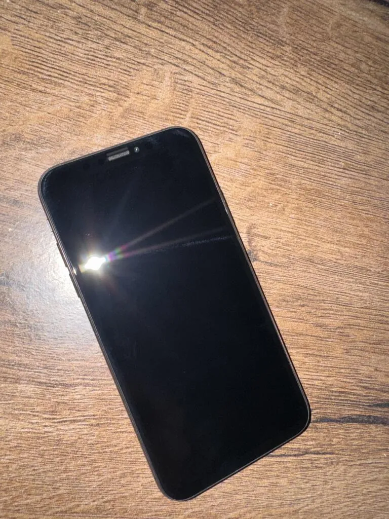 iPhone X - Black 64GB